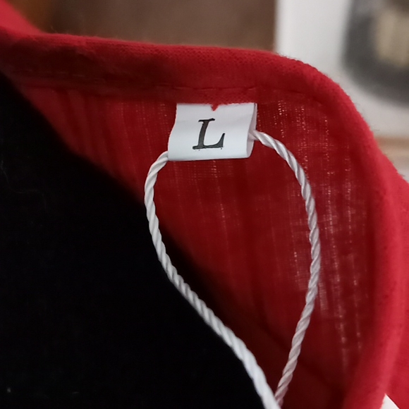 Ladies Red Light-weight Top - Picture 7 of 7